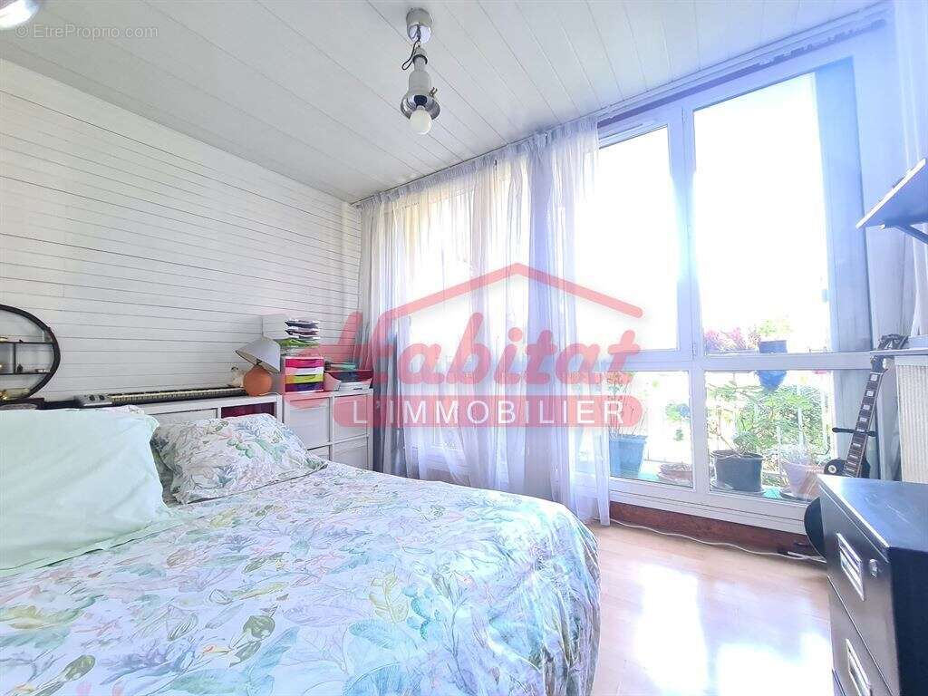 Appartement à CHELLES