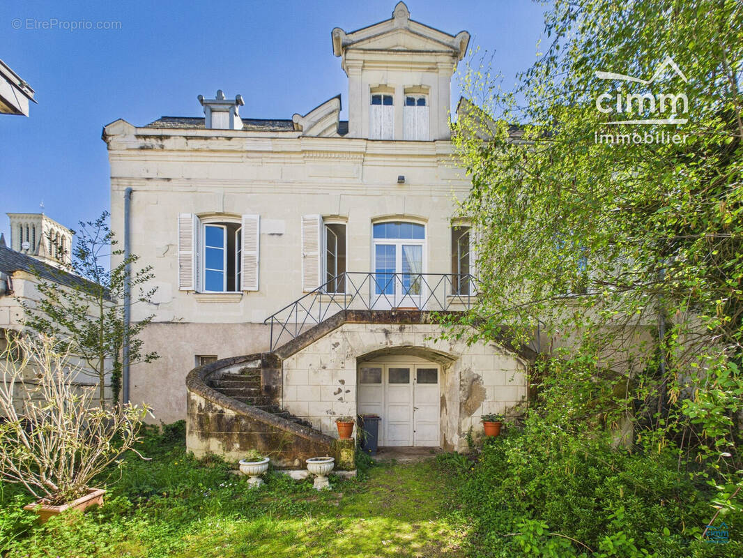 Maison à LONGUE-JUMELLES