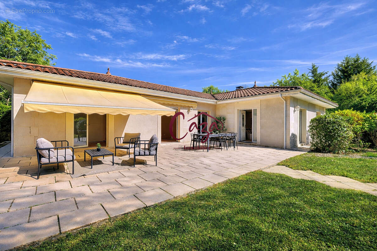 Maison à SALLEBOEUF