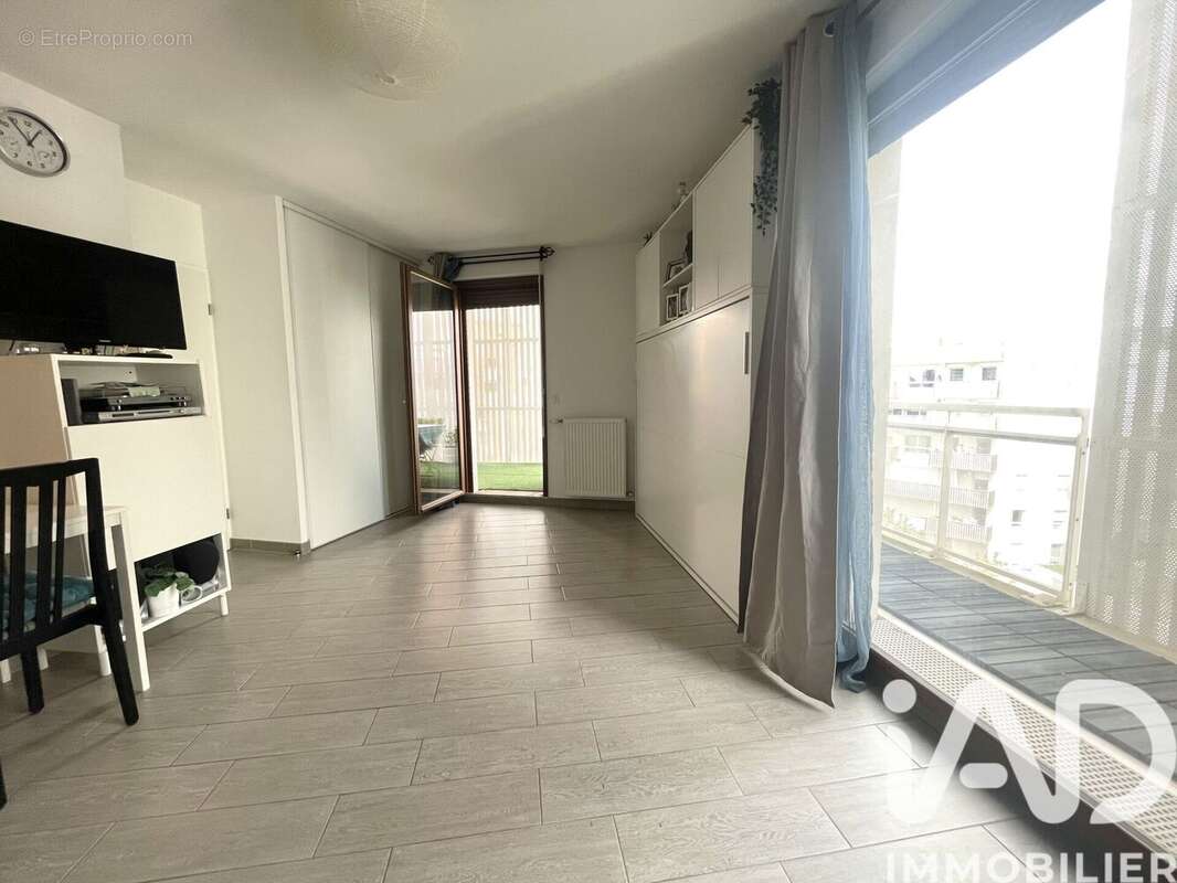 Photo 8 - Appartement à MONTREUIL