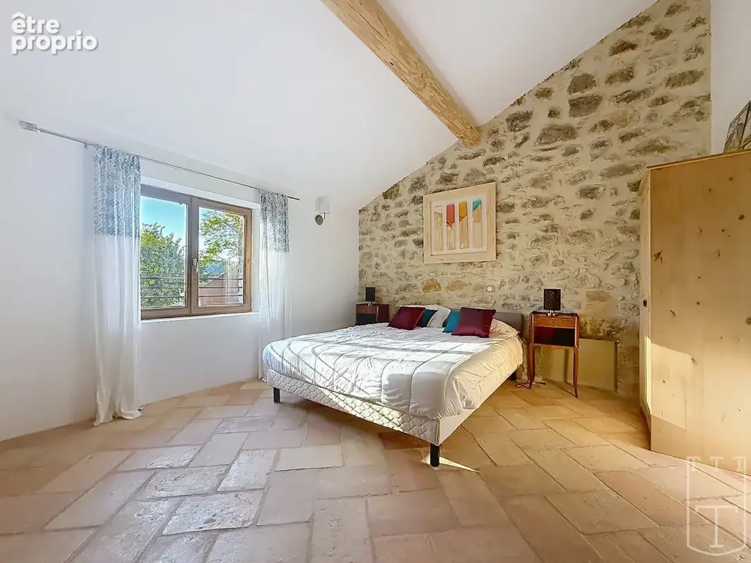 Maison de caractère au coeur du village - photo 8