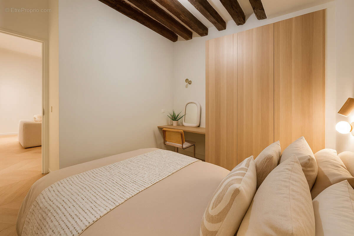 Commerce à VERSAILLES