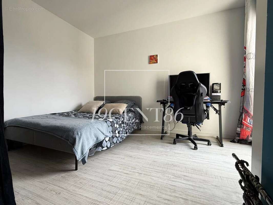 Maison 104 m² à Communay  - photo 13