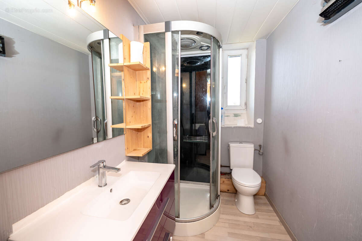 Appartement à LONGEVILLES-MONT-D'OR