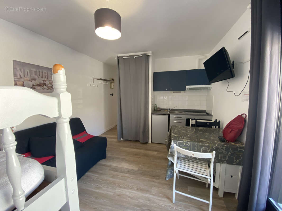 Appartement à COMPAINS