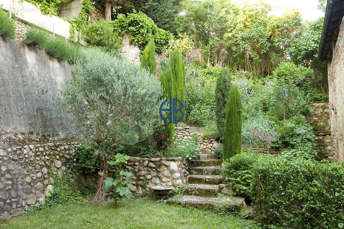 Maison à LA COTE-SAINT-ANDRE