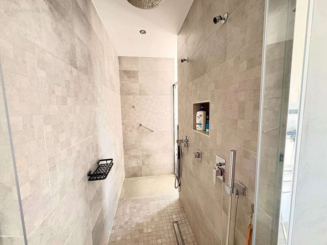 Maison Laudun - 6 pièces - 145 m² - photo 11
