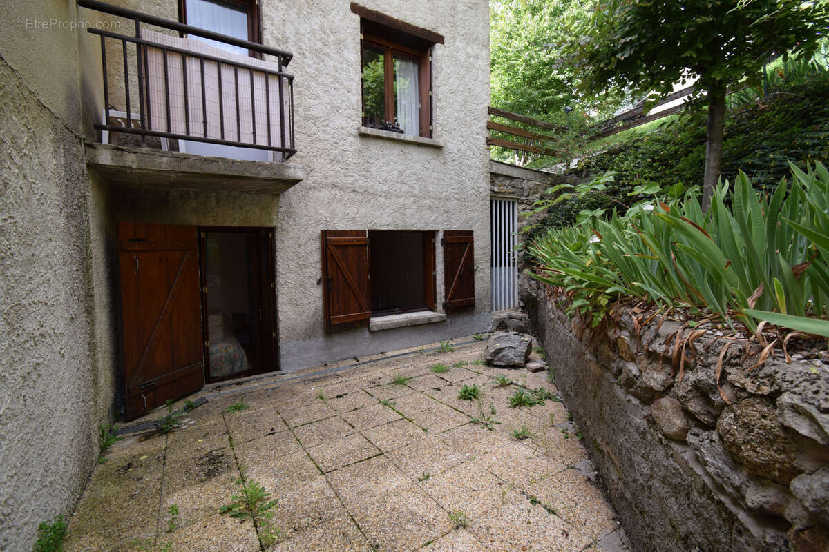 Appartement à TARGASSONNE