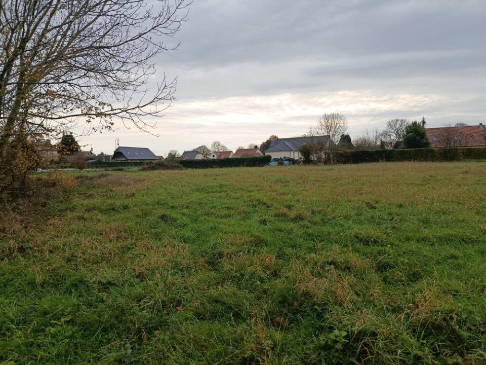 Photo Terrain à Saint-Benoit-Des-Ombres au prix de 22 000€