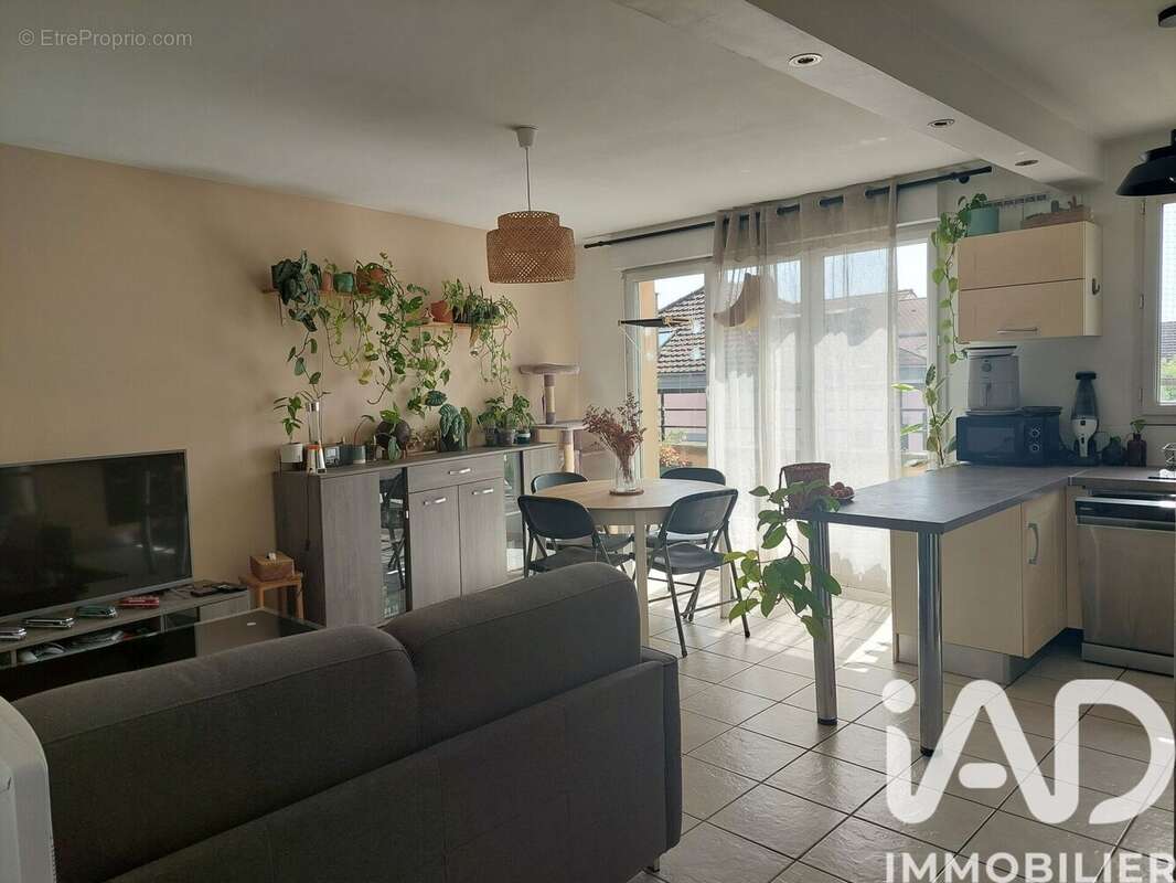 Photo 2 - Appartement à SARCELLES