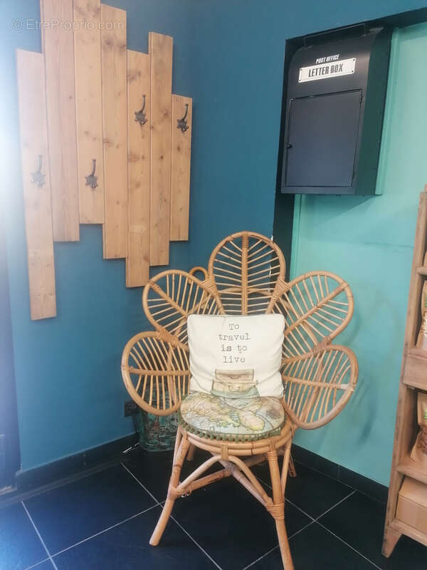 Commerce à SAINT-FELIU-D'AVALL