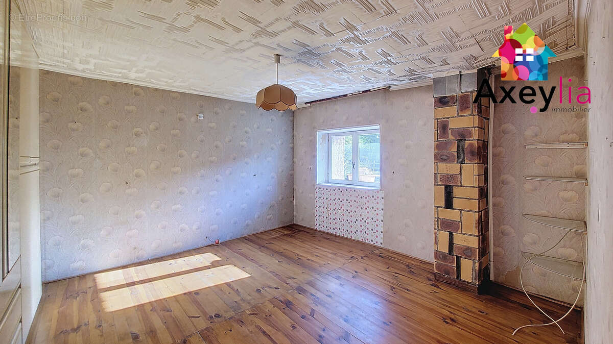 Maison à CHAUFFAILLES