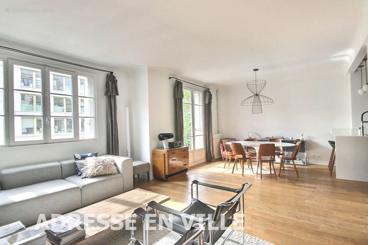 Appartement à LEVALLOIS-PERRET
