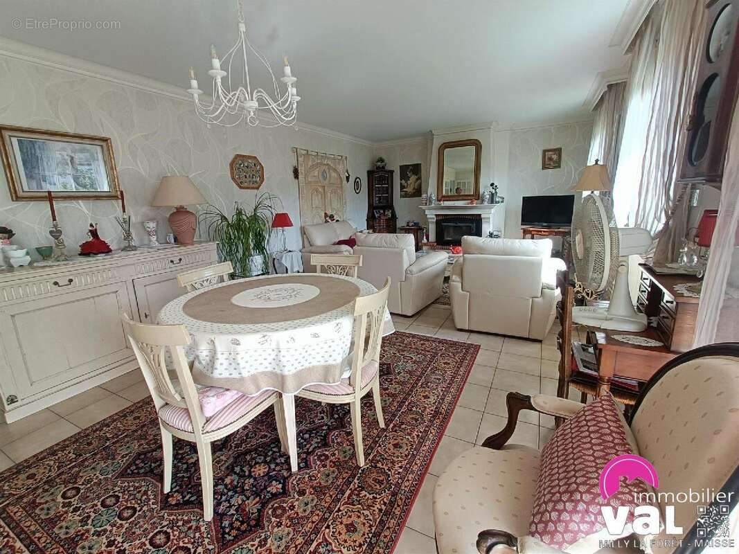 Maison à MILLY-LA-FORET