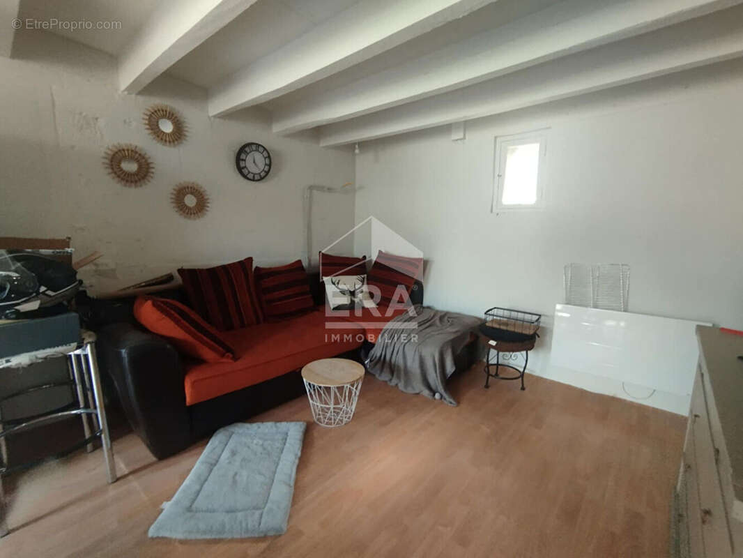 Maison à BRAYE-SOUS-FAYE