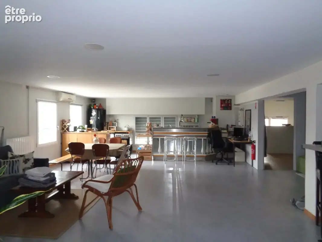 84 vaucluse Avignon Locaux commerciaux 430m2 - photo 2