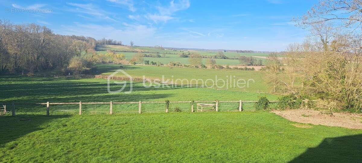Propriete de caractetre avec dependance sur environ 3750 m² de terrain dans un environnement calme - photo 25