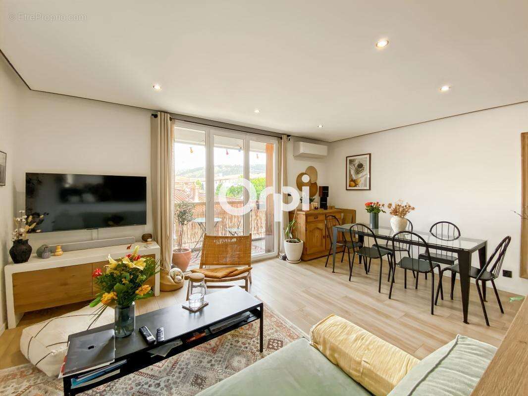 Appartement à AUBAGNE