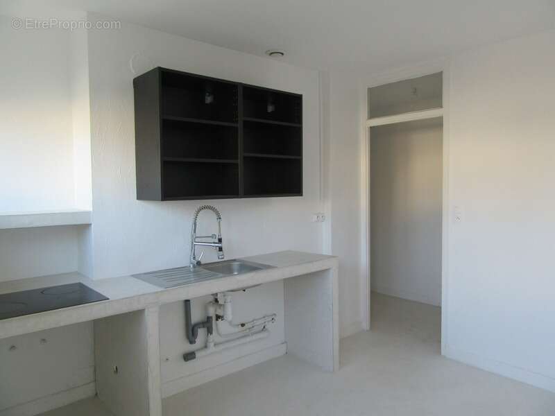 Spécial investisseur - Appartement + local à Montigny-les-Metz - photo 5