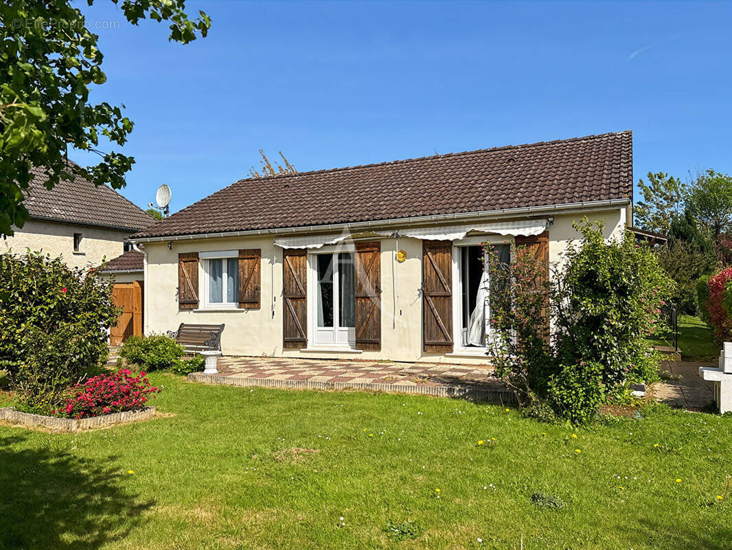 Maison à PERRIERS-SUR-ANDELLE
