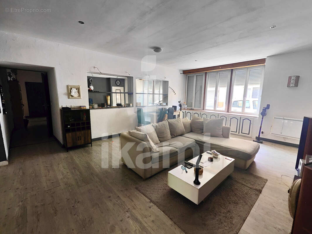 Ensemble immobilier avec terrain de 1 000 m2 et stationnement - photo 15