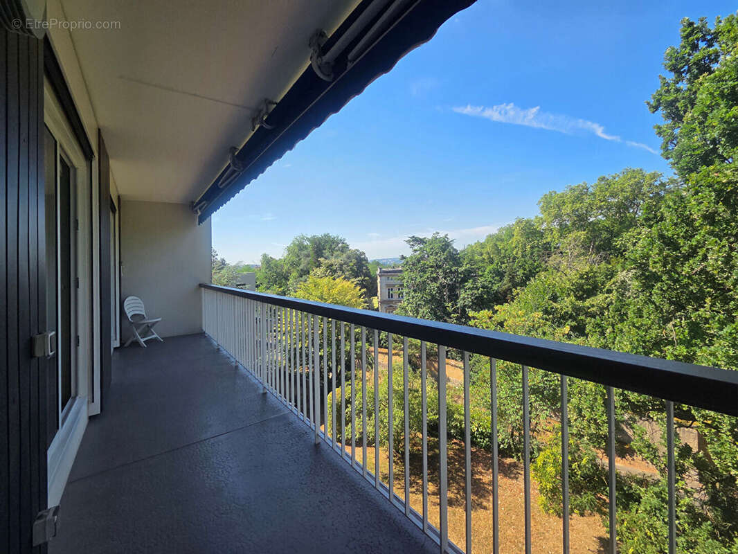 Appartement Ecully 5 pièce(s) 96.71 m2 - photo 4