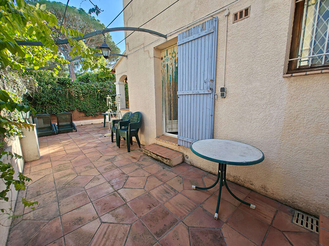 Villa 4 pieces 98m2 sur terrain 230m2  la garde - photo 7