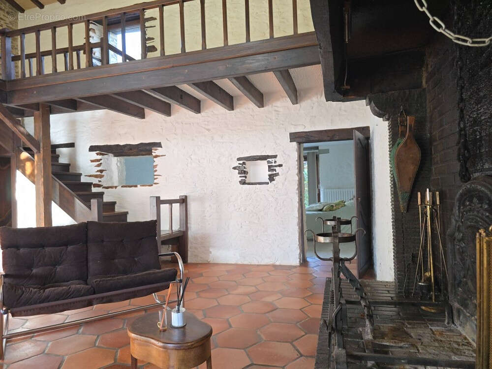 Maison à BOUGUENAIS