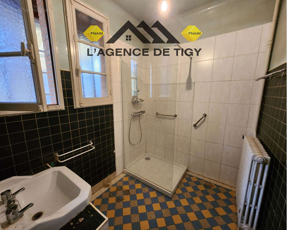 Maison à NEUVY-EN-SULLIAS