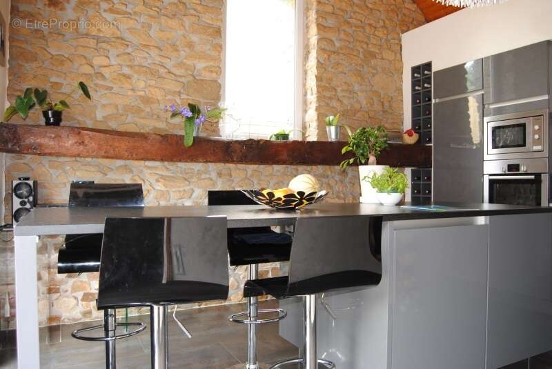 Maison à LOGONNA-DAOULAS