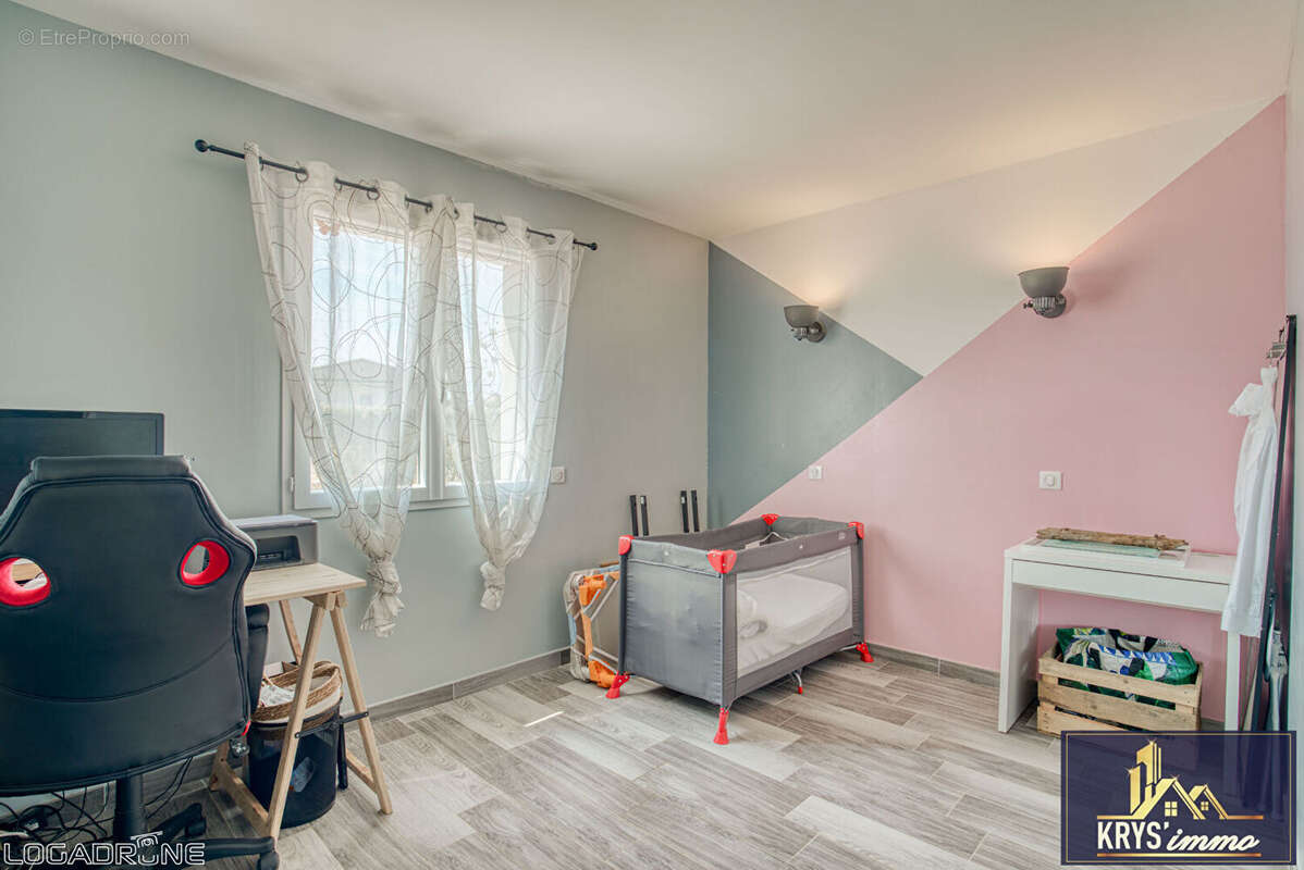 Cauzac - Maison contemporaine de plain-pied dans un cadre privilégié - photo 15