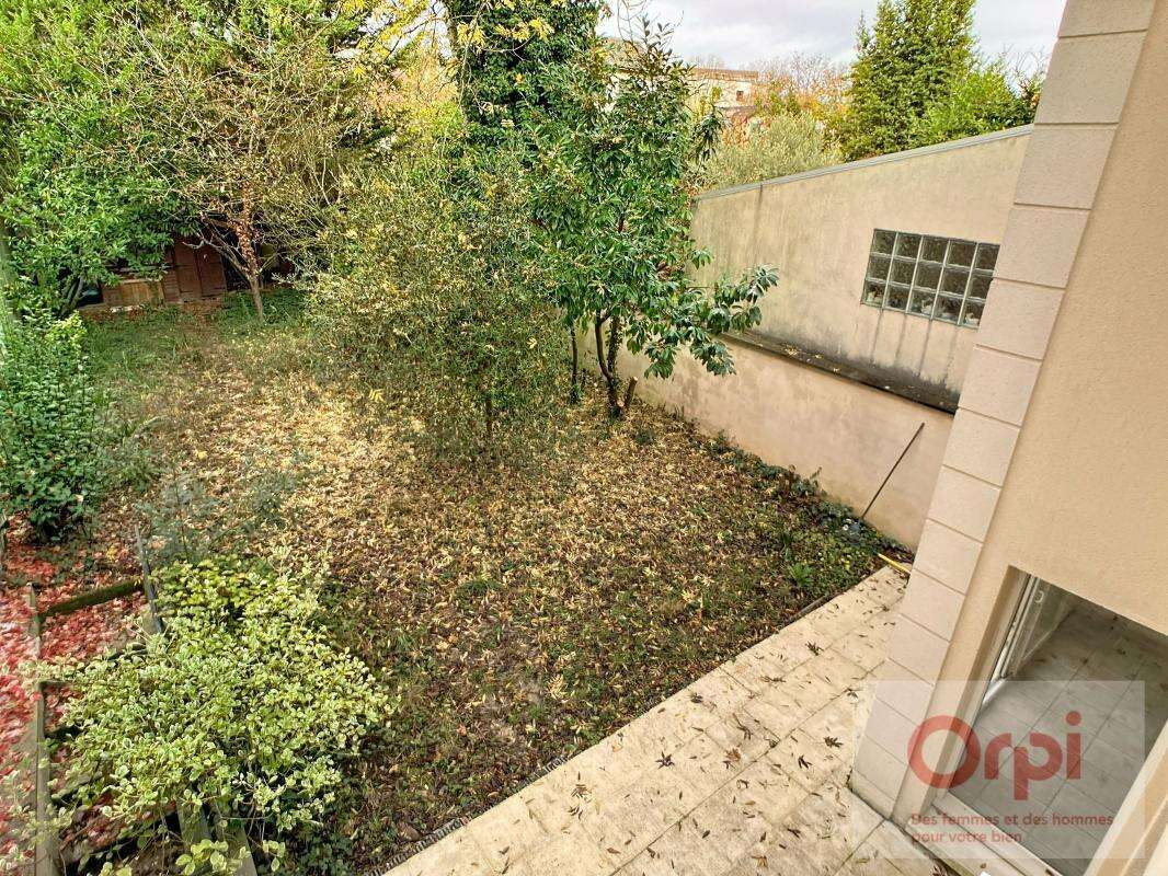 Maison à ISSY-LES-MOULINEAUX