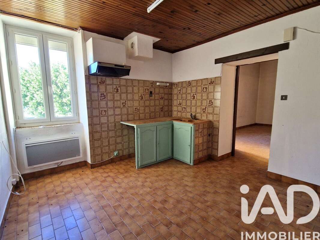 Appartement 98 m² à La Coucourde  - photo 2