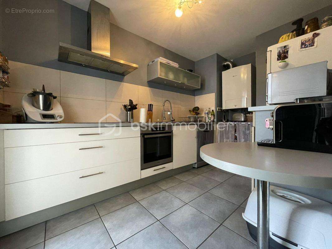 Appartement T3 68 m² avec jardin, terrasse, garage, cave et stationnement privatif – La Ravoire - photo 6