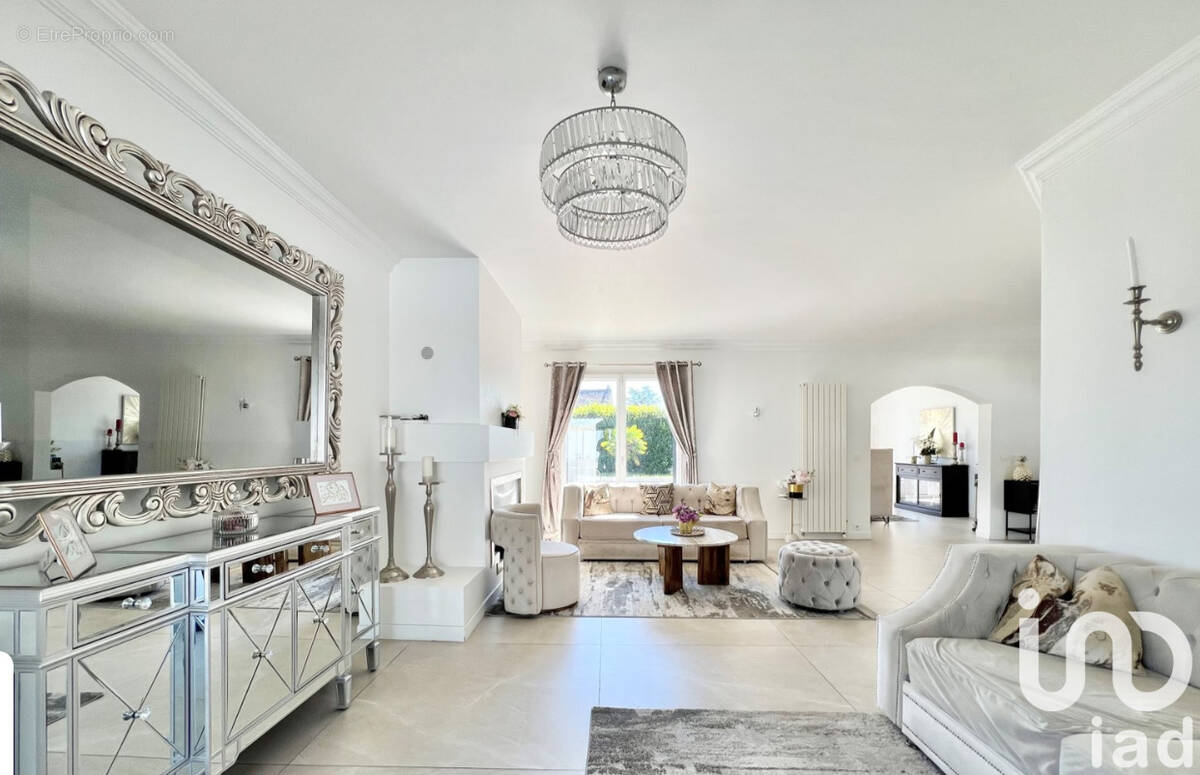 Photo 1 - Maison à CHELLES