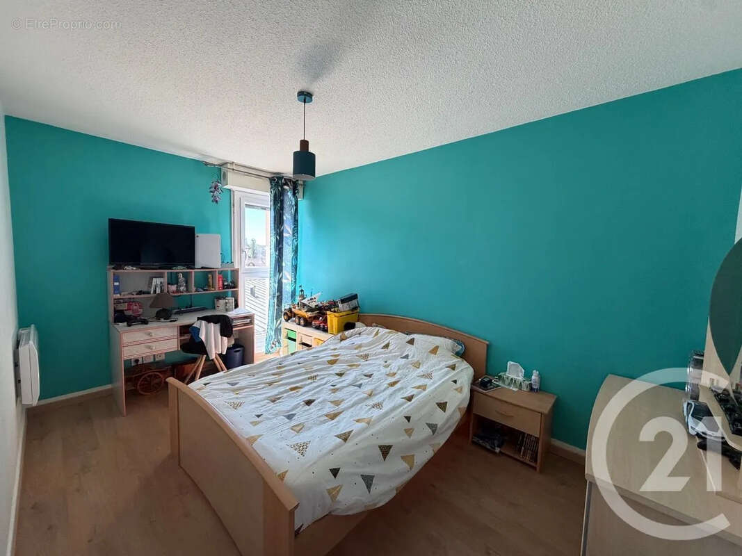 Appartement 78 m² à Aurillac  - photo 4