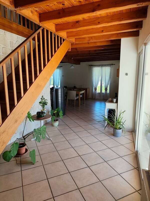 Maison à LA COURONNE