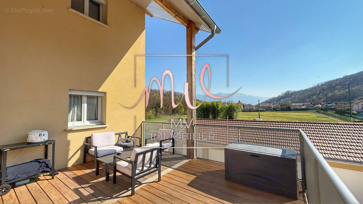 Appartement à RENAGE