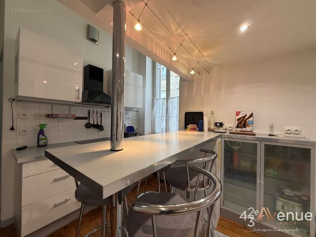 Appartement à SAINT-ETIENNE