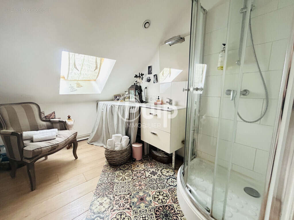 Appartement à SALLAUMINES