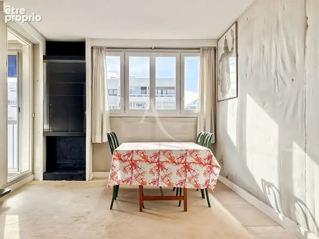 Boulogne  70 m²  3 pièces aux volumes rares  10e étage   vues dégagées - photo 3