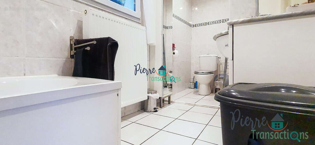 Maison à SAINT-LAURENT-DE-BREVEDENT