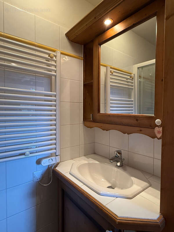 Appartement à CREST-VOLAND