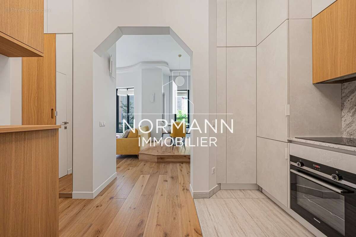 Appartement à PARIS-3E