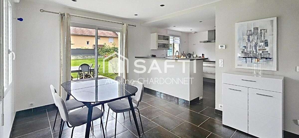 Photo 2 - Maison à POISY