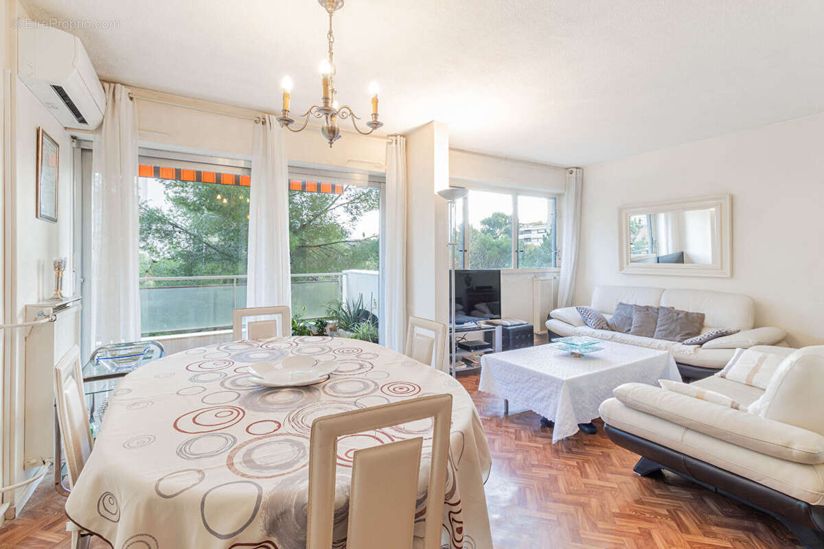 Appartement à MARSEILLE-10E