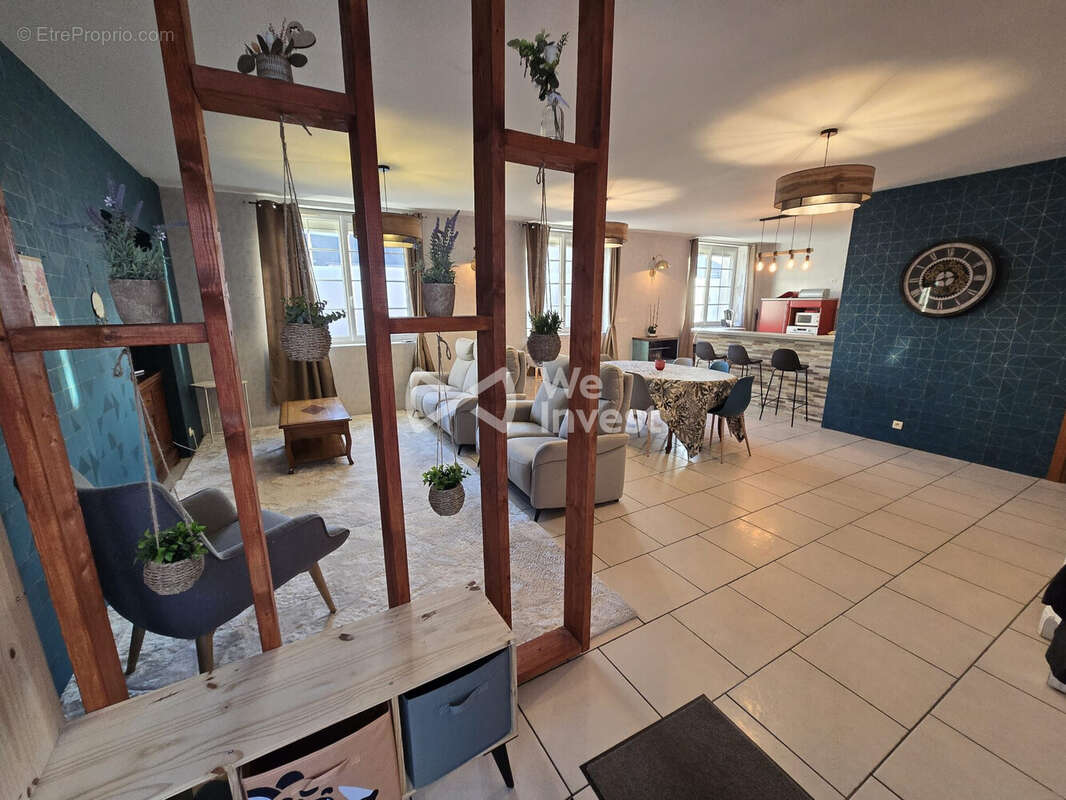 Maison 637 m² à La Fleche  - photo 9