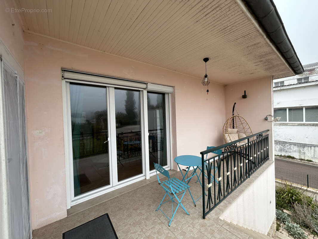 Maison à VERDUN-SUR-LE-DOUBS