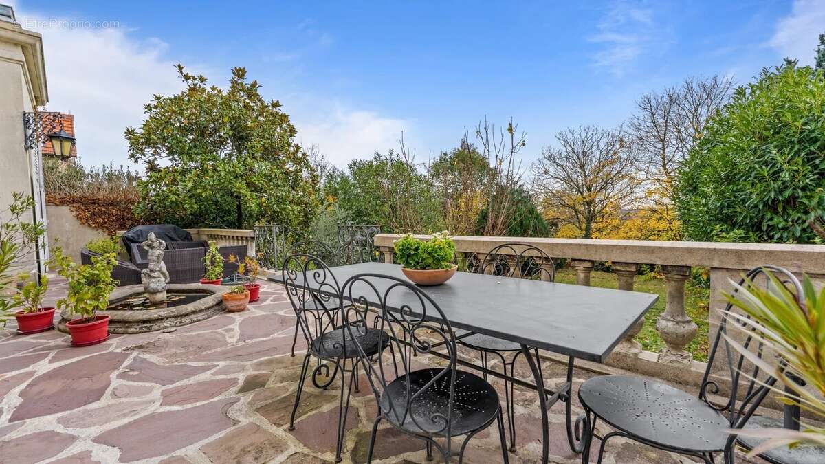 Maison à SAINT-CLOUD