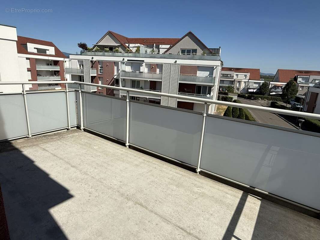Appartement 52 m² à Colmar  - photo 2